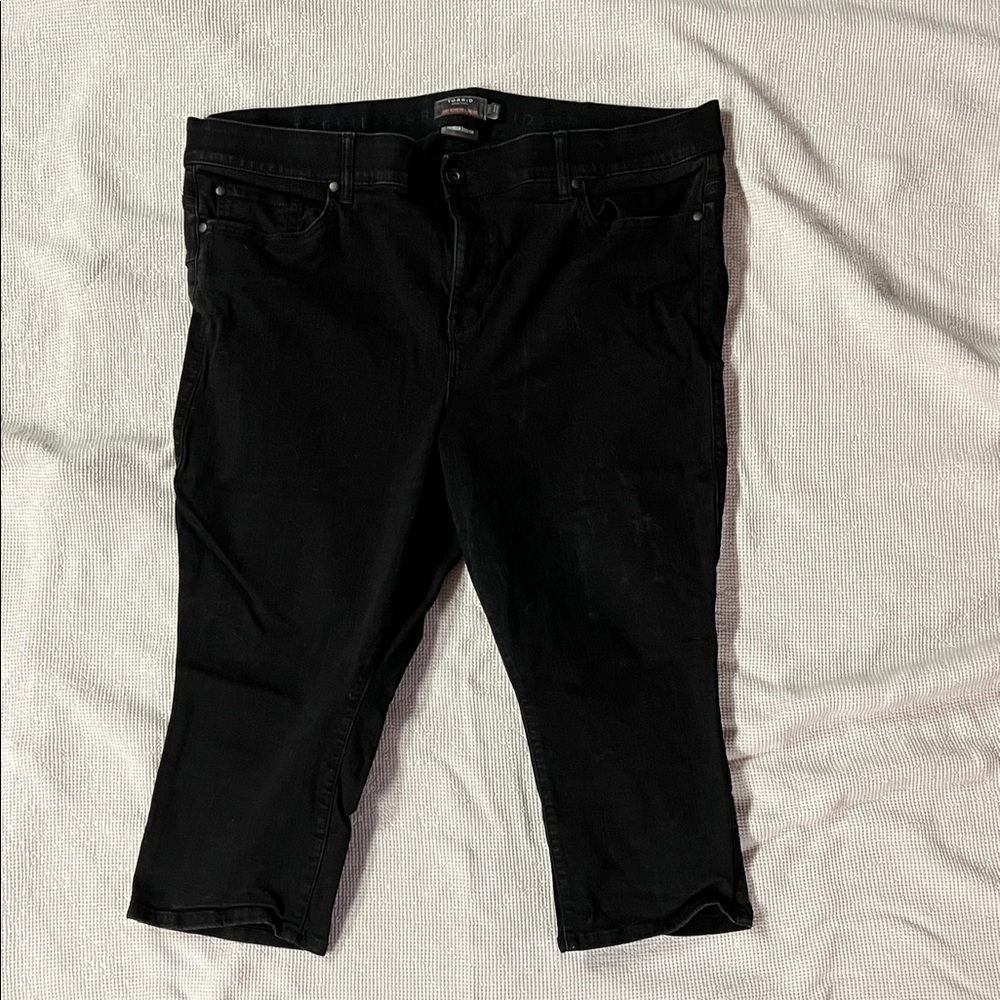 Torrid Black Premium Stretch Jeans Cropped Capri